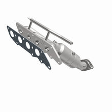 Load image into Gallery viewer, MagnaFlow Conv DF 05-06 Ford Focus 2.0L
