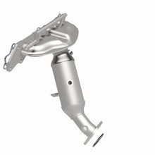 Load image into Gallery viewer, MagnaFlow Conv DF 03-04 Ford Focus 2.3L
