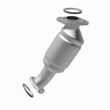 Load image into Gallery viewer, MagnaFlow Conv DF 01-03 Highlander 3L frt OEM
