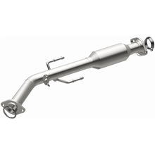 Load image into Gallery viewer, Magnaflow 01-03 Toyota Sienna 3.0L Direct Fit Converter
