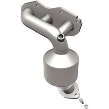Load image into Gallery viewer, MagnaFlow Conv DF 14-15 Toyota Highlander 3.5L Manifold
