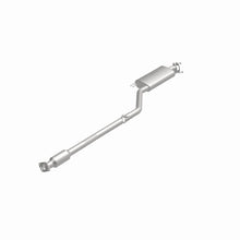 Load image into Gallery viewer, MagnaFlow Direct Fit Catalytic Converter 2020 Hyundai Palisade Underbody 3.8L FWD
