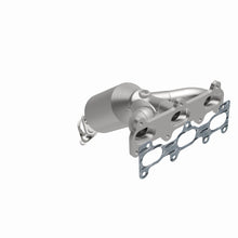 Load image into Gallery viewer, MagnaFlow Conv DF 05-08 Kia Sportage 2.7L Passenger Side

