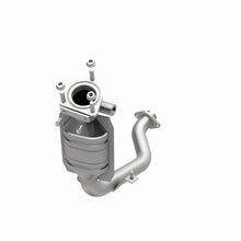 Load image into Gallery viewer, Magnaflow Conv DF 01-04 Ford Escape
