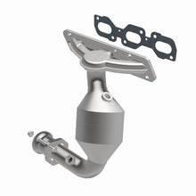 Load image into Gallery viewer, Magnaflow Conv DF 02-05 Ford Escape 3.0L
