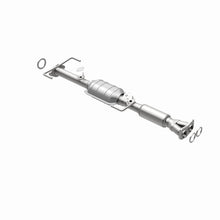 Load image into Gallery viewer, MagnaFlow Conv DF 95-96 Previa 2.4L
