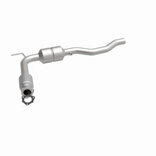 Load image into Gallery viewer, MagnaFlow Conv DF 02 Volkswagen Eurovan 2.8L
