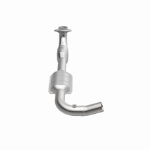 Load image into Gallery viewer, MagnaFlow Conv DF 00-04 Ford E150 4.6L Driver Side

