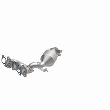 Load image into Gallery viewer, MagnaFlow Conv DF 04-06 Toyota Sienna 3.3L
